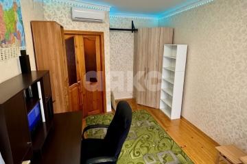Фото №1: 2-комнатная квартира <span class="whitespace-nowrap">54 м²</span>, <span class="whitespace-nowrap">1/1 эт.</span> - Майкоп, мкр. Центр, ул. Пушкина, 202А