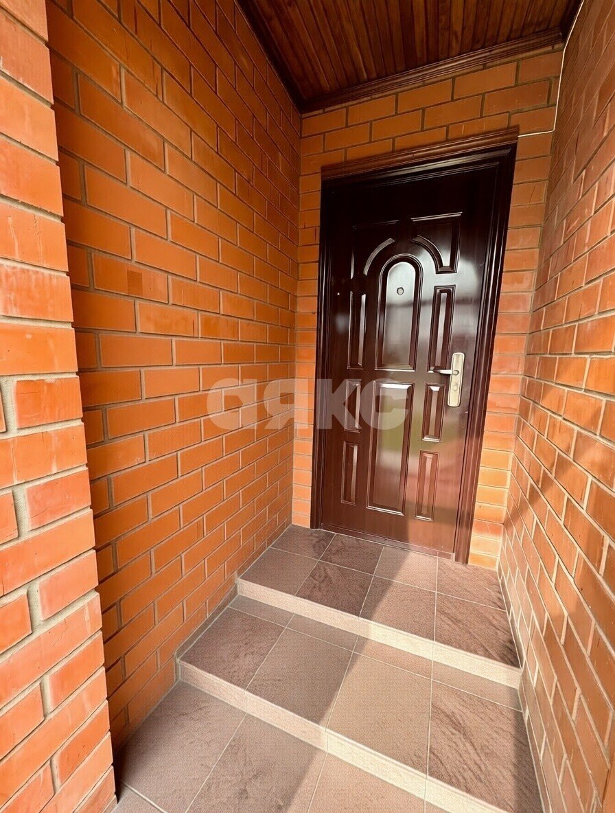 Фото №5: 2-комнатная квартира <span class="whitespace-nowrap">54 м²</span>, <span class="whitespace-nowrap">1/1 эт.</span> - Майкоп, мкр. Центр, ул. Пушкина, 202А