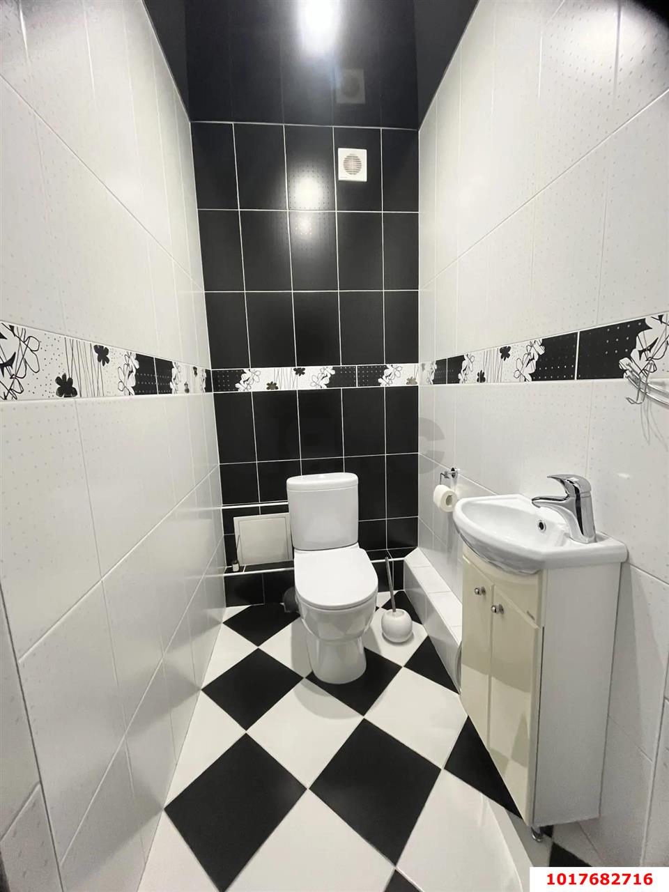 Фото №9: 2-комнатная квартира <span class="whitespace-nowrap">63 м²</span>, <span class="whitespace-nowrap">3/6 эт.</span> - Краснодар, Прикубанский внутригородской округ, мкр. Музыкальный, ул. имени Сергея Есенина, 127/2