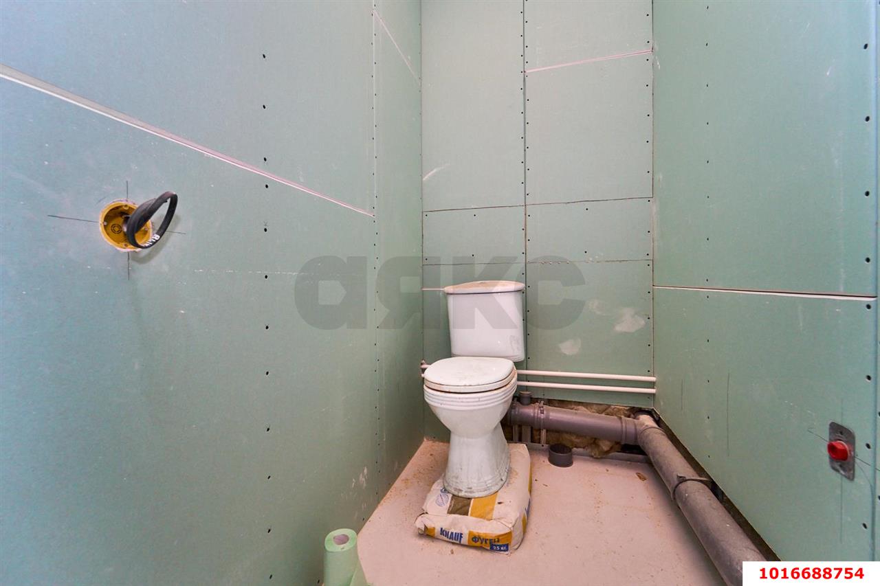 Фото №9: Офисное помещение <span class="whitespace-nowrap">229 м²</span>, <span class="whitespace-nowrap">3/3 эт.</span> - Краснодар, Центральный внутригородской округ, мкр. Покровка, ул. Северная, 484