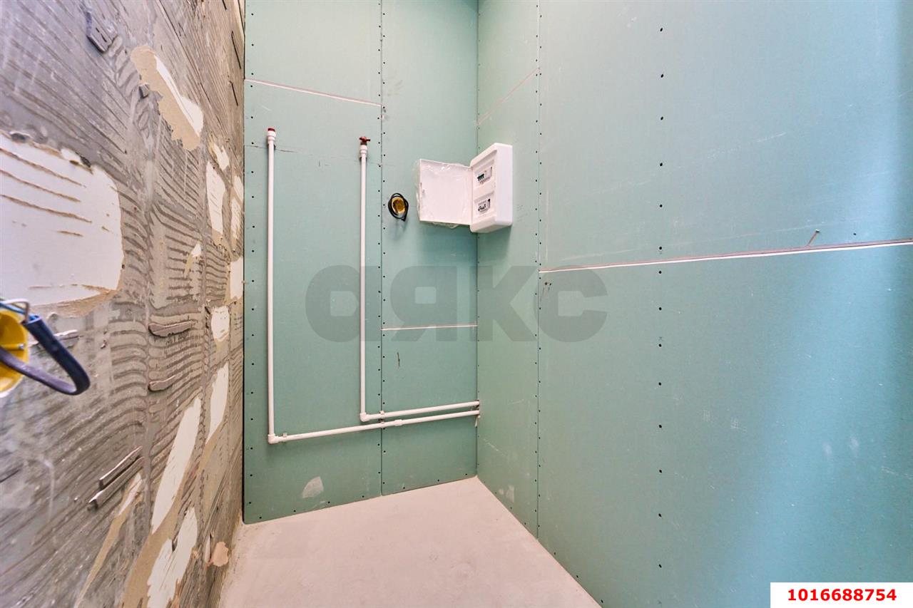 Фото №8: Офисное помещение <span class="whitespace-nowrap">229 м²</span>, <span class="whitespace-nowrap">3/3 эт.</span> - Краснодар, Центральный внутригородской округ, мкр. Покровка, ул. Северная, 484