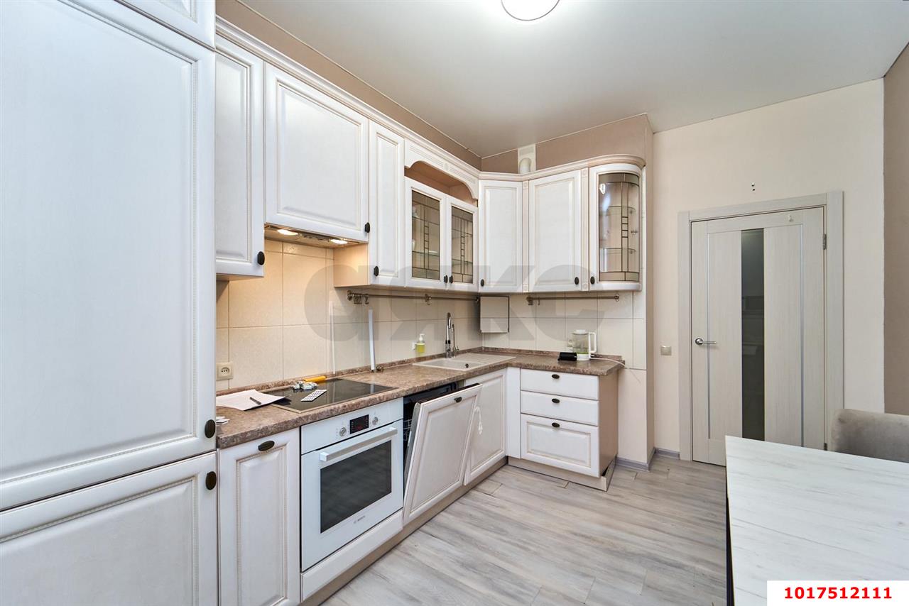 Фото №9: 3-комнатная квартира <span class="whitespace-nowrap">85 м²</span>, <span class="whitespace-nowrap">6/16 эт.</span> - Краснодар, Западный внутригородской округ, мкр. Юбилейный, ул. 70-летия Октября, 1/4