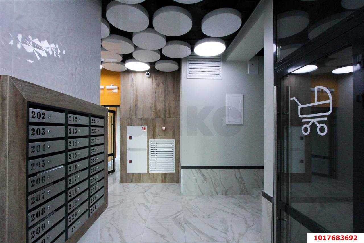 Фото №3: 3-комнатная квартира <span class="whitespace-nowrap">98 м²</span>, <span class="whitespace-nowrap">3/16 эт.</span> - Краснодар, Прикубанский внутригородской округ, Калинино, мкр. Завод Радиоизмерительных Приборов, ул. 2-я Российская, 162