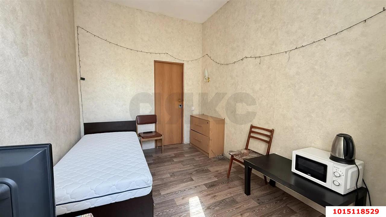 Фото №5: Комната <span class="whitespace-nowrap">28 м²</span>, <span class="whitespace-nowrap">3/4 эт.</span> - Краснодар, Карасунский внутригородской округ, мкр. Камвольно-суконный Комбинат, ул. Сормовская, 13