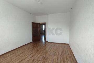 Фото №1: 2-комнатная квартира <span class="whitespace-nowrap">55 м²</span>, <span class="whitespace-nowrap">9/9 эт.</span> - Краснодар, мкр. Краевая Клиническая Больница, ул. Восточно-Кругликовская, 86