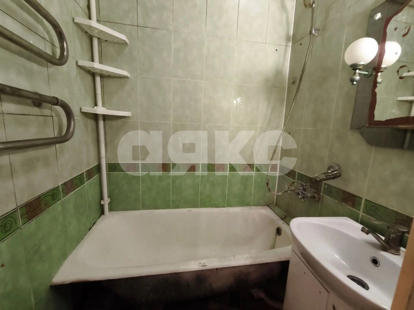 Фото №3: 2-комнатная квартира <span class="whitespace-nowrap">41 м²</span>, <span class="whitespace-nowrap">3/4 эт.</span> - Воскресенск, мкр. Центральный, ул. Октябрьская, 12