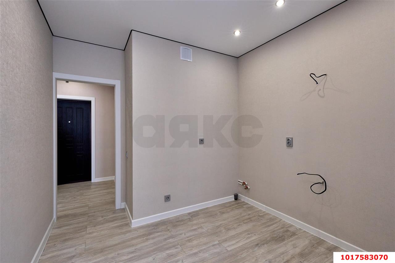 Фото №5: 1-комнатная квартира <span class="whitespace-nowrap">38 м²</span>, <span class="whitespace-nowrap">15/22 эт.</span> - Краснодар, Прикубанский внутригородской округ, мкр. Славянский, ул. Заполярная, 37к1
