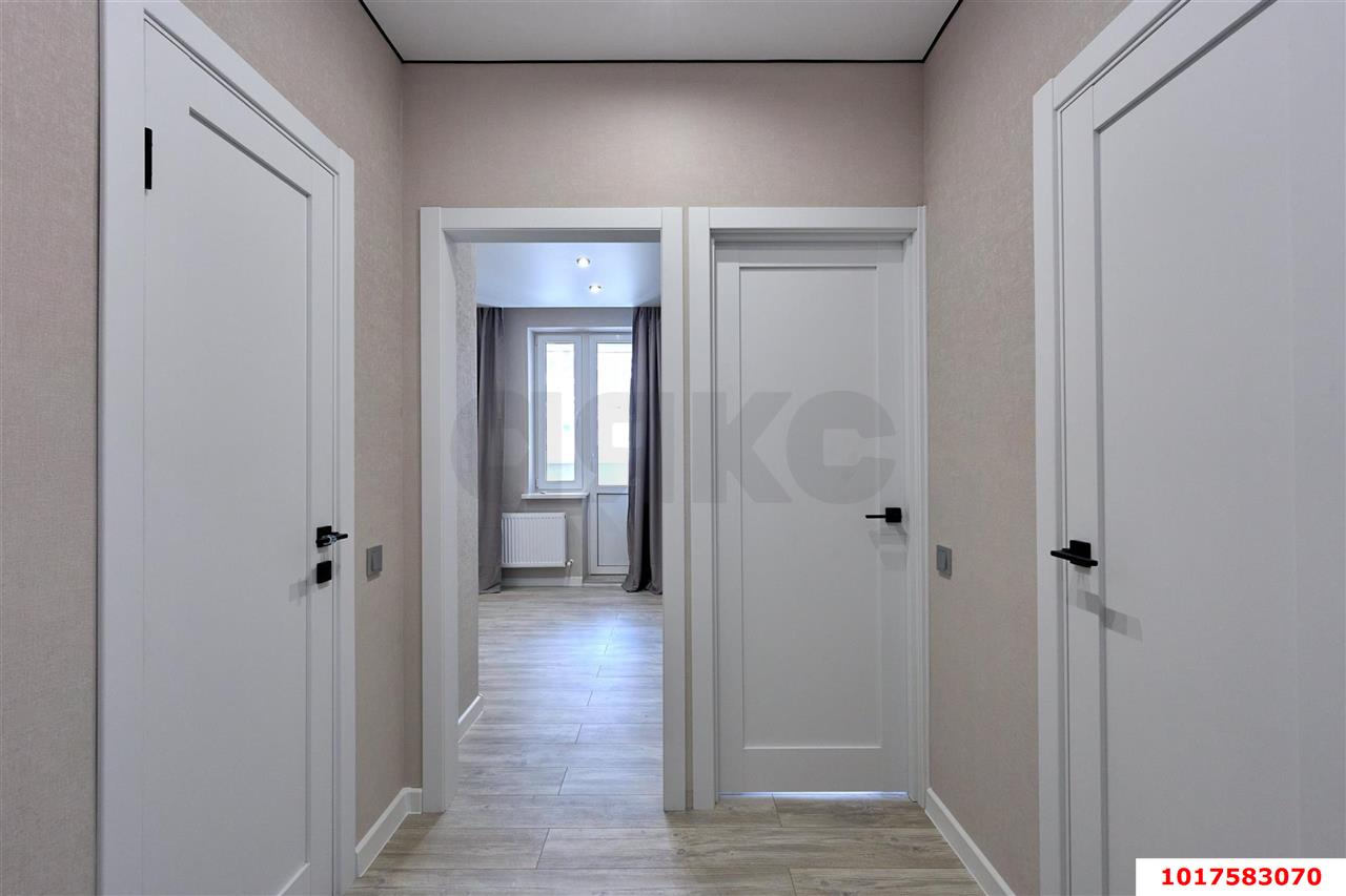 Фото №8: 1-комнатная квартира <span class="whitespace-nowrap">38 м²</span>, <span class="whitespace-nowrap">15/22 эт.</span> - Краснодар, Прикубанский внутригородской округ, мкр. Славянский, ул. Заполярная, 37к1