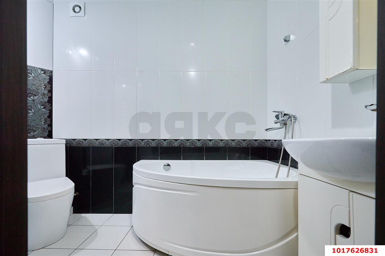 Фото №15: 2-комнатная квартира <span class="whitespace-nowrap">48 м²</span>, <span class="whitespace-nowrap">1/5 эт.</span> - Яблоновский, ул. Космическая, 37