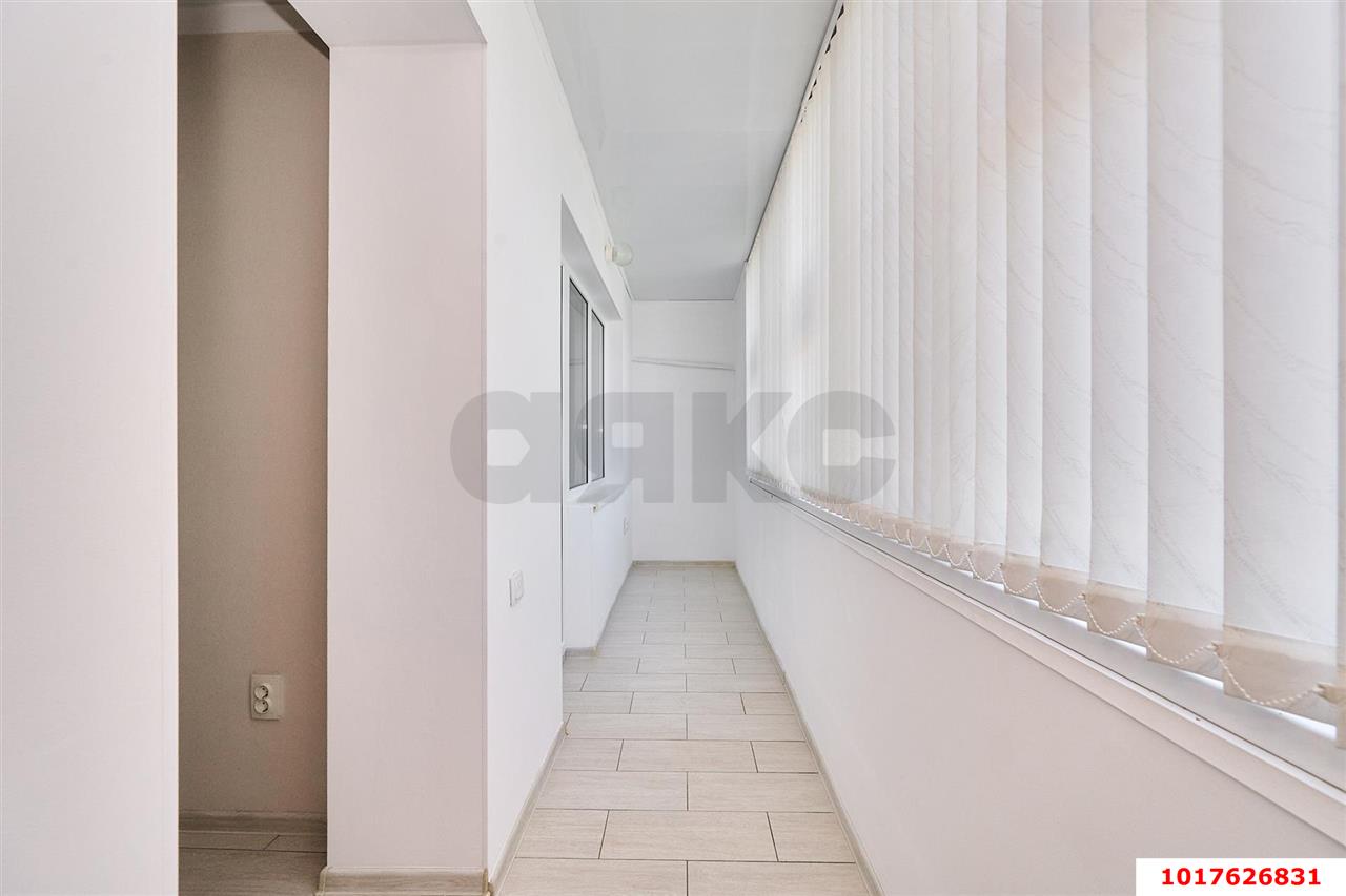 Фото №10: 2-комнатная квартира <span class="whitespace-nowrap">48 м²</span>, <span class="whitespace-nowrap">1/5 эт.</span> - Яблоновский, ул. Космическая, 37
