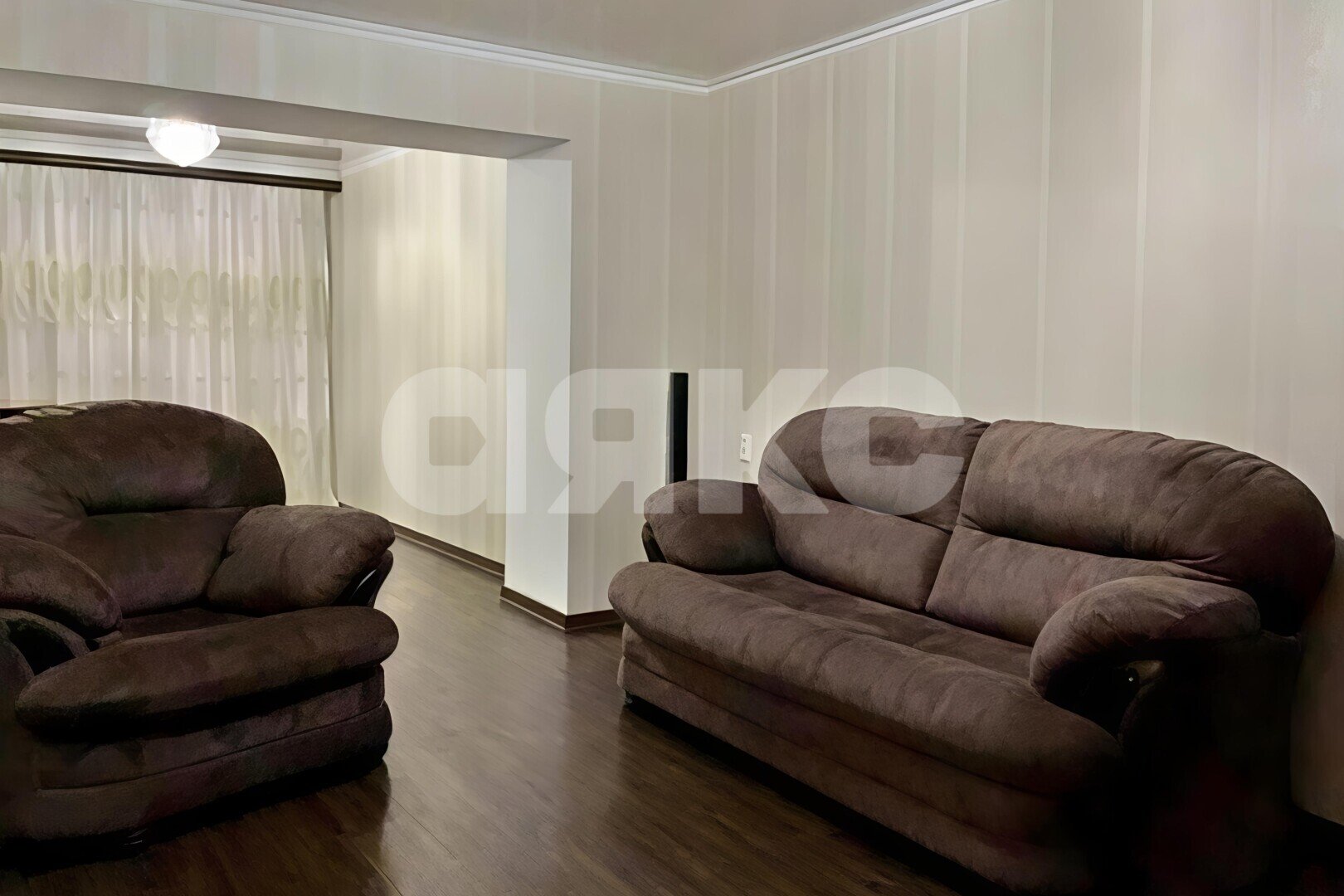 Фото №10: 3-комнатная квартира <span class="whitespace-nowrap">80 м²</span>, <span class="whitespace-nowrap">2/5 эт.</span> - Черкесск, ул. Ленина, 58Б