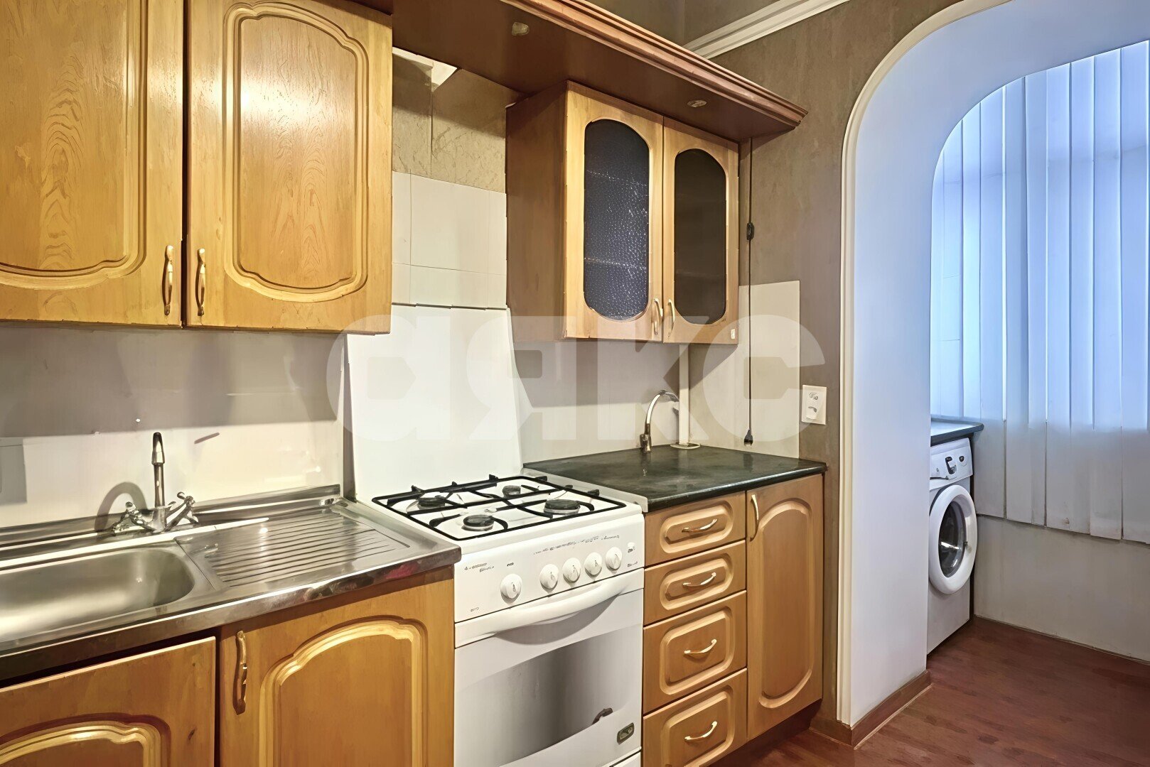 Фото №7: 3-комнатная квартира <span class="whitespace-nowrap">80 м²</span>, <span class="whitespace-nowrap">2/5 эт.</span> - Черкесск, ул. Ленина, 58Б