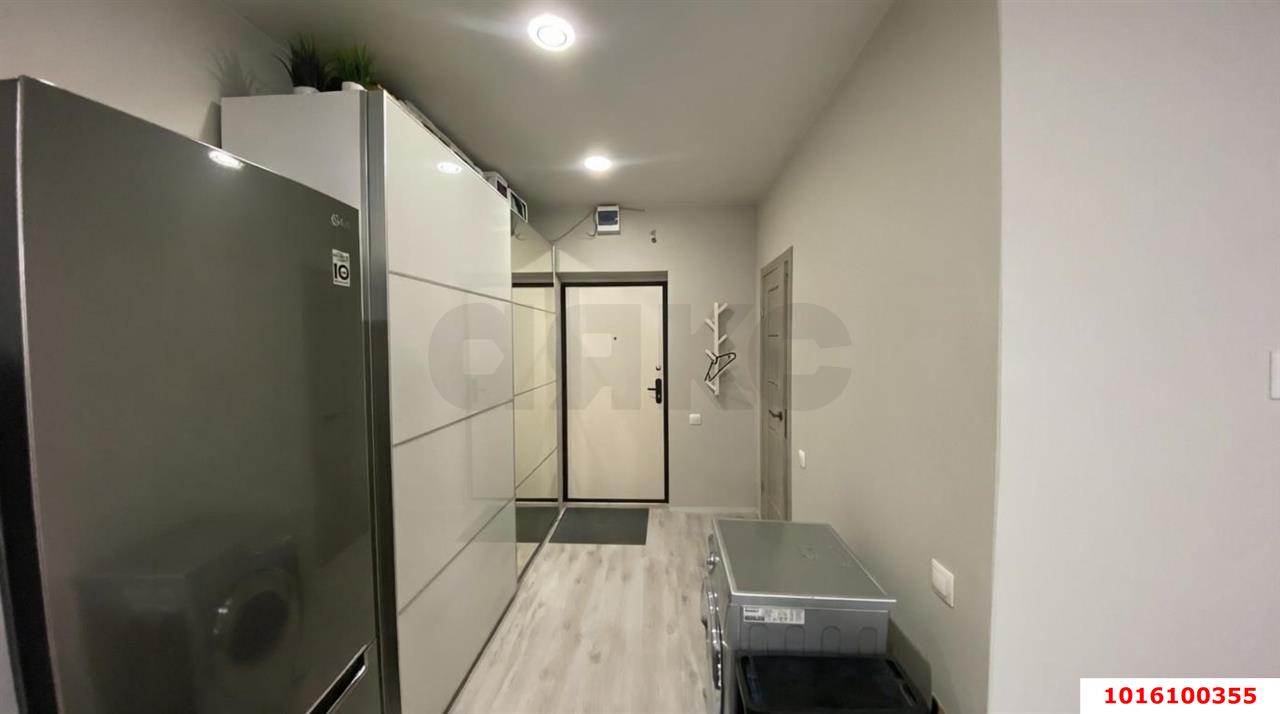 Фото №6: Студия <span class="whitespace-nowrap">27 м²</span>, <span class="whitespace-nowrap">7/16 эт.</span> - Краснодар, Прикубанский внутригородской округ, мкр. Славянский, ул. Заполярная, 37к3