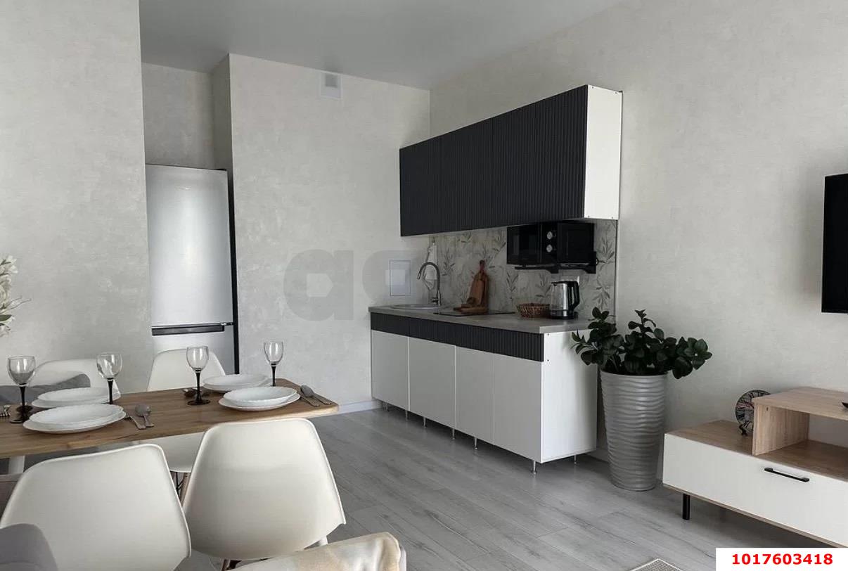 Фото №7: 1-комнатная квартира <span class="whitespace-nowrap">43 м²</span>, <span class="whitespace-nowrap">11/24 эт.</span> - Краснодар, Прикубанский внутригородской округ, мкр. Любимово, 2