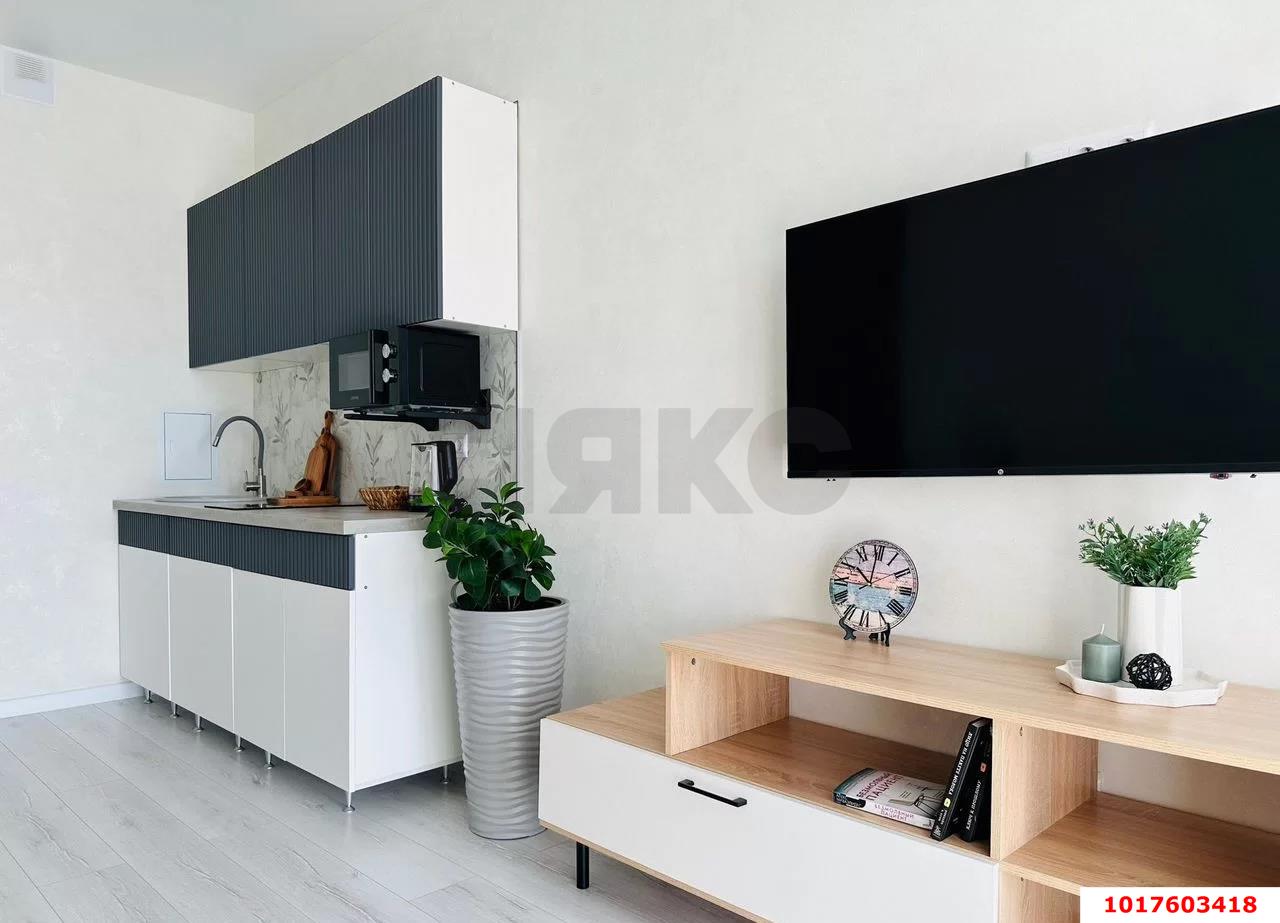 Фото №4: 1-комнатная квартира <span class="whitespace-nowrap">43 м²</span>, <span class="whitespace-nowrap">11/24 эт.</span> - Краснодар, Прикубанский внутригородской округ, мкр. Любимово, 2