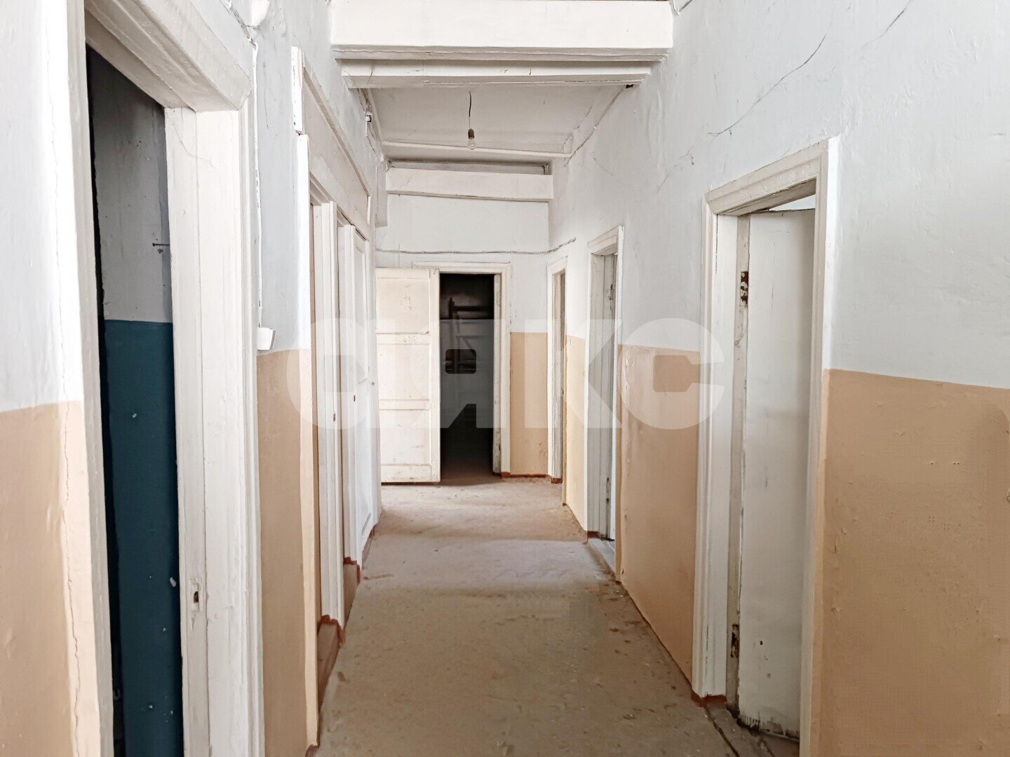 Фото №7: Коммерция <span class="whitespace-nowrap">303 м²</span>, <span class="whitespace-nowrap">1/1 эт.</span> - Дубовка, ул. Степная