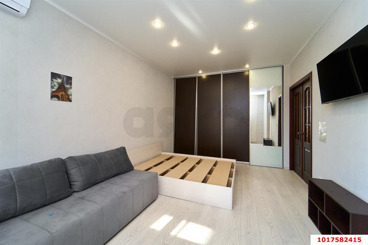 Фото №5: 2-комнатная квартира <span class="whitespace-nowrap">59 м²</span>, <span class="whitespace-nowrap">13/22 эт.</span> - Краснодар, Прикубанский внутригородской округ, Завод Измерительных Приборов, мкр. ЖК Москва, ул. Российская, 79/3к2