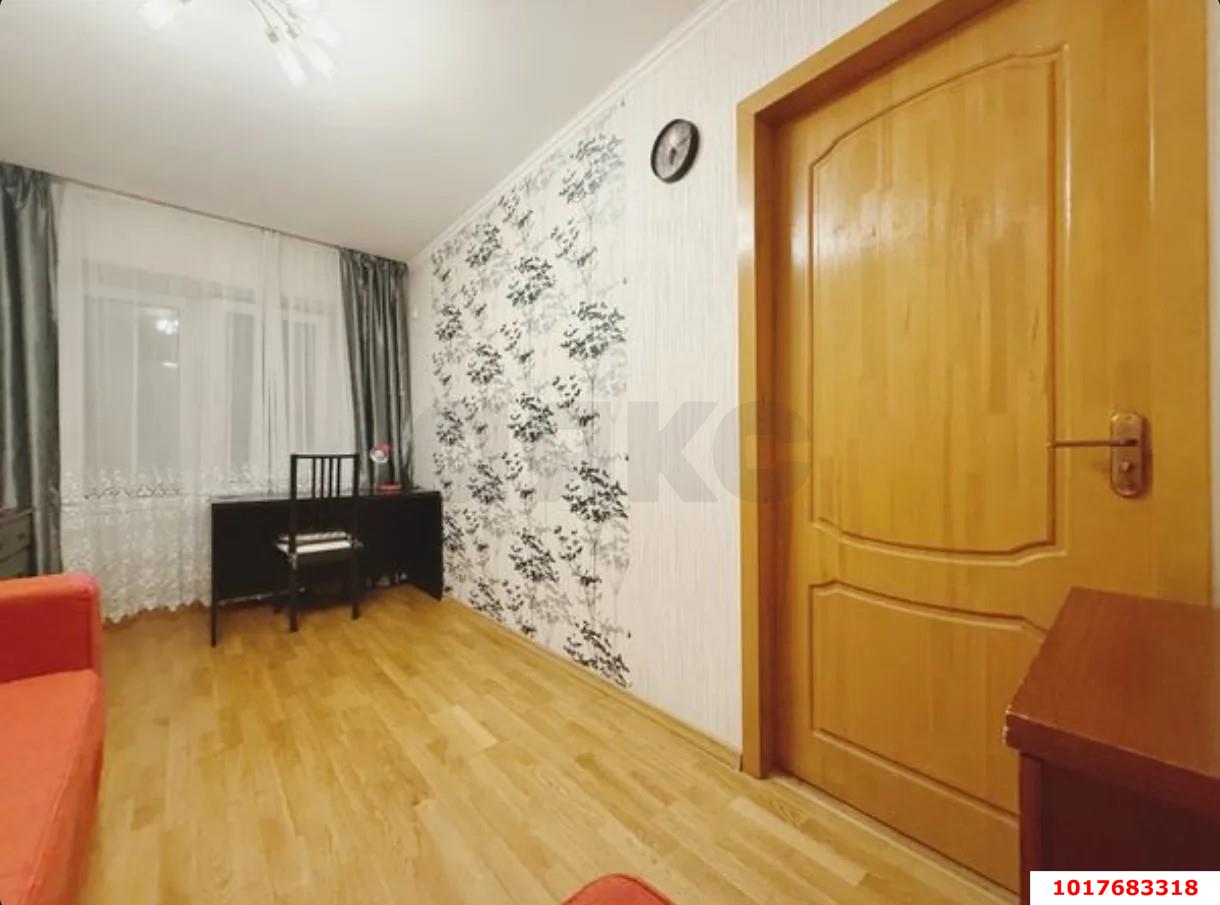 Фото №5: 2-комнатная квартира <span class="whitespace-nowrap">45 м²</span>, <span class="whitespace-nowrap">1/9 эт.</span> - Краснодар, Западный внутригородской округ, мкр. Центральный, ул. Севастопольская, 6
