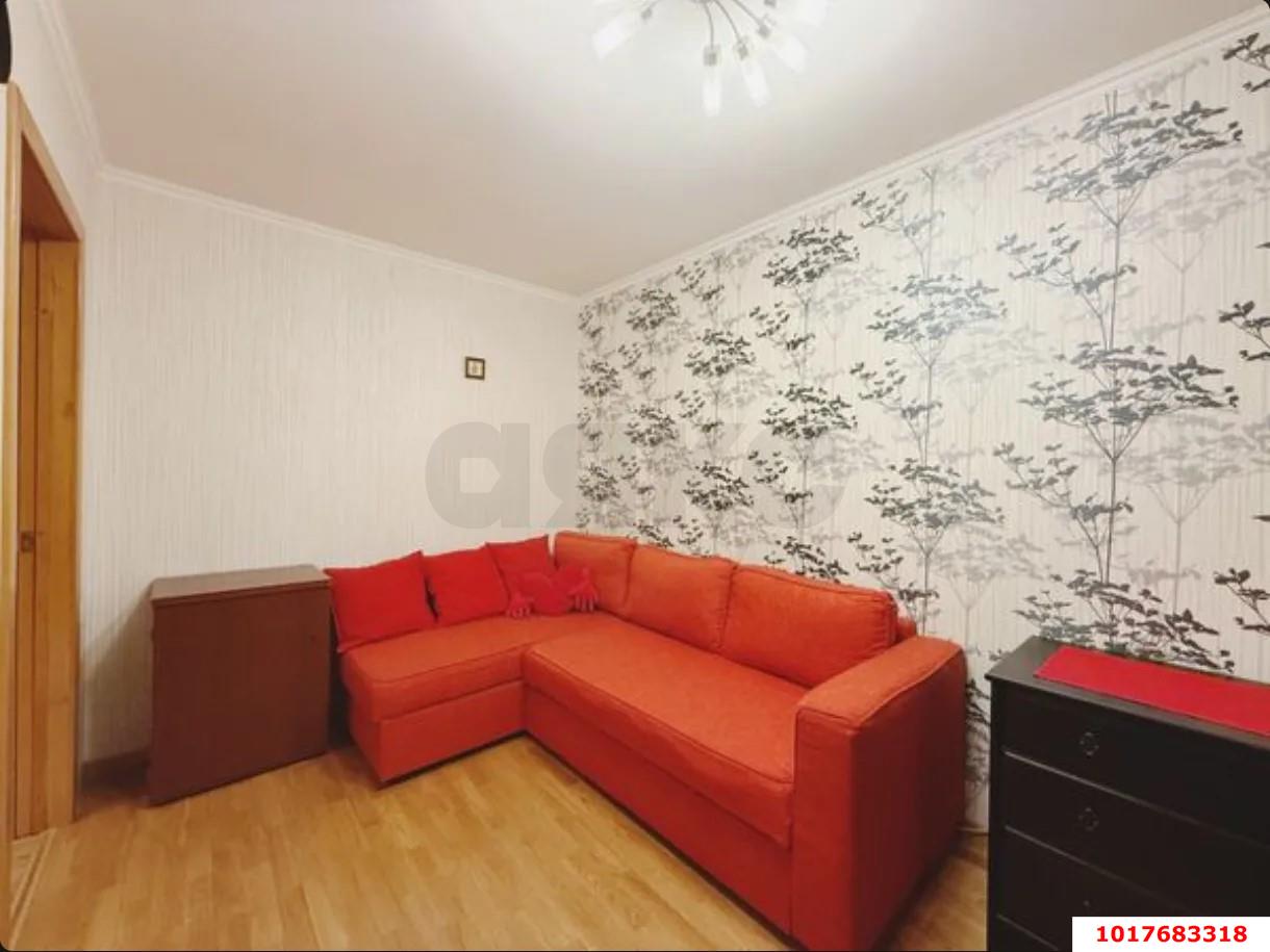 Фото №2: 2-комнатная квартира <span class="whitespace-nowrap">45 м²</span>, <span class="whitespace-nowrap">1/9 эт.</span> - Краснодар, Западный внутригородской округ, мкр. Центральный, ул. Севастопольская, 6