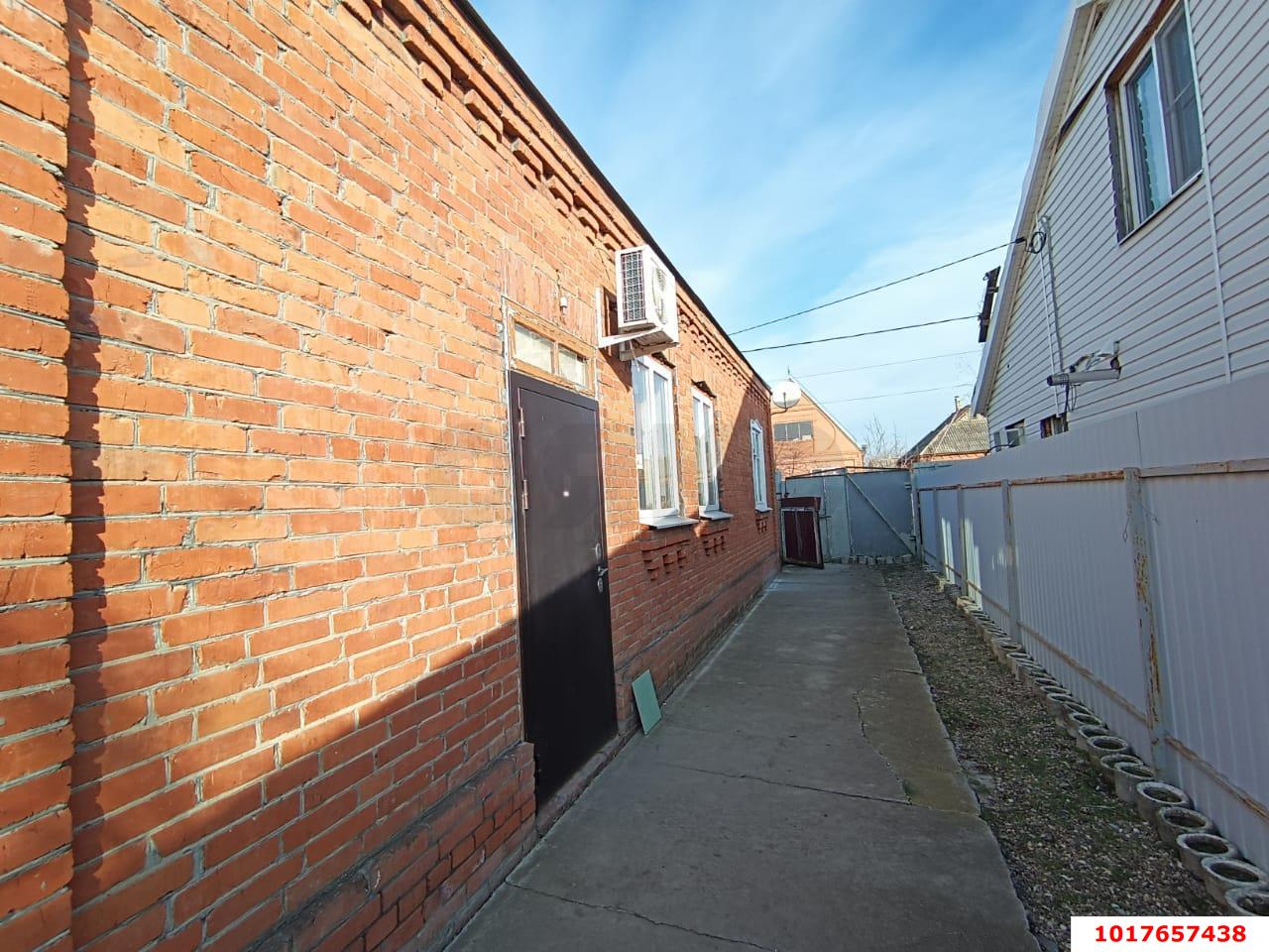 Фото №5: Дом <span class="whitespace-nowrap">63 м²</span> <span class="whitespace-nowrap">+ 6 сот.</span>, <span class="whitespace-nowrap">1 эт.</span> - Елизаветинская, мкр. Прикубанский внутригородской округ, ул. Майская, 31
