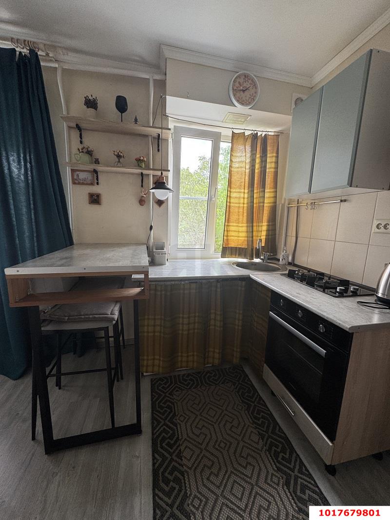 Фото №7: 1-комнатная квартира <span class="whitespace-nowrap">29 м²</span>, <span class="whitespace-nowrap">3/3 эт.</span> - Краснодар, мкр. Западный внутригородской округ, ул. Шоссе Нефтяников, 25
