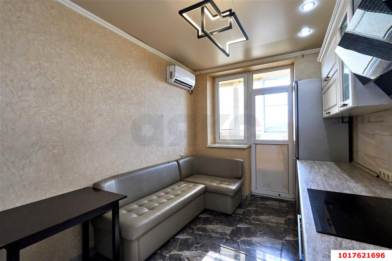 Фото №3: 1-комнатная квартира <span class="whitespace-nowrap">43 м²</span>, <span class="whitespace-nowrap">9/20 эт.</span> - Краснодар, Западный внутригородской округ, Фестивальный, мкр. ЖК Современник, ул. Гаражная, 107