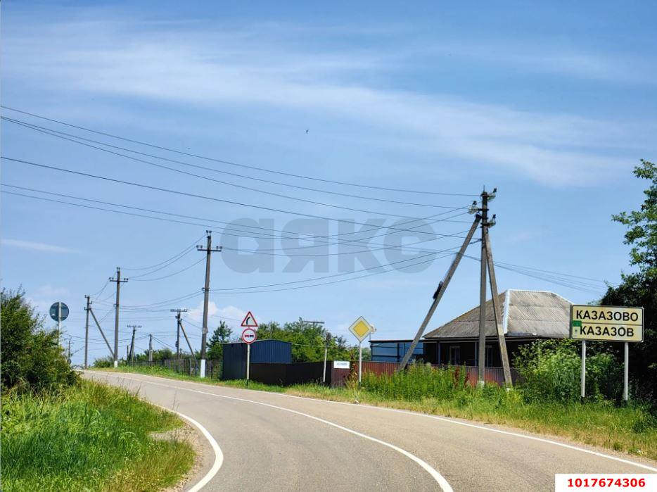 Фото №6: Дом <span class="whitespace-nowrap">73 м²</span> <span class="whitespace-nowrap">+ 33 сот.</span>, <span class="whitespace-nowrap">1 эт.</span> - Казазов, ул. Ленина, 22