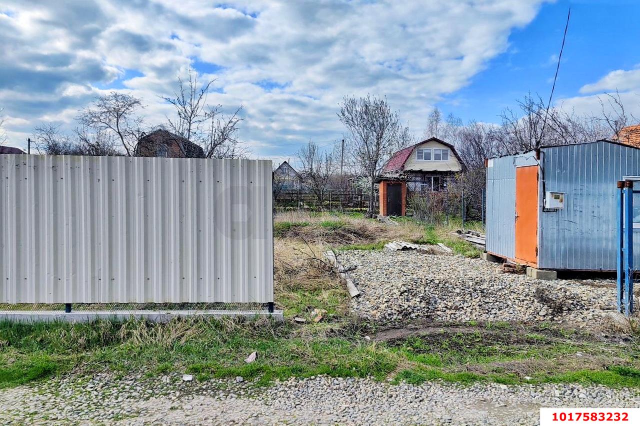 Фото №2: Личное подсобное хозяйство <span class="whitespace-nowrap">4 сот.</span> - Елизаветинская, Прикубанский внутригородской округ, мкр. СНТ Градостроитель, ул. Садовая, 613