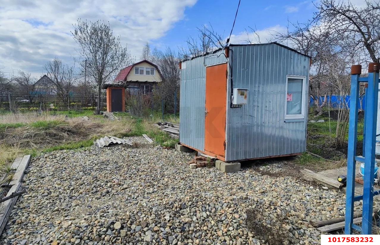 Фото №3: Личное подсобное хозяйство <span class="whitespace-nowrap">4 сот.</span> - Елизаветинская, Прикубанский внутригородской округ, мкр. СНТ Градостроитель, ул. Садовая, 613