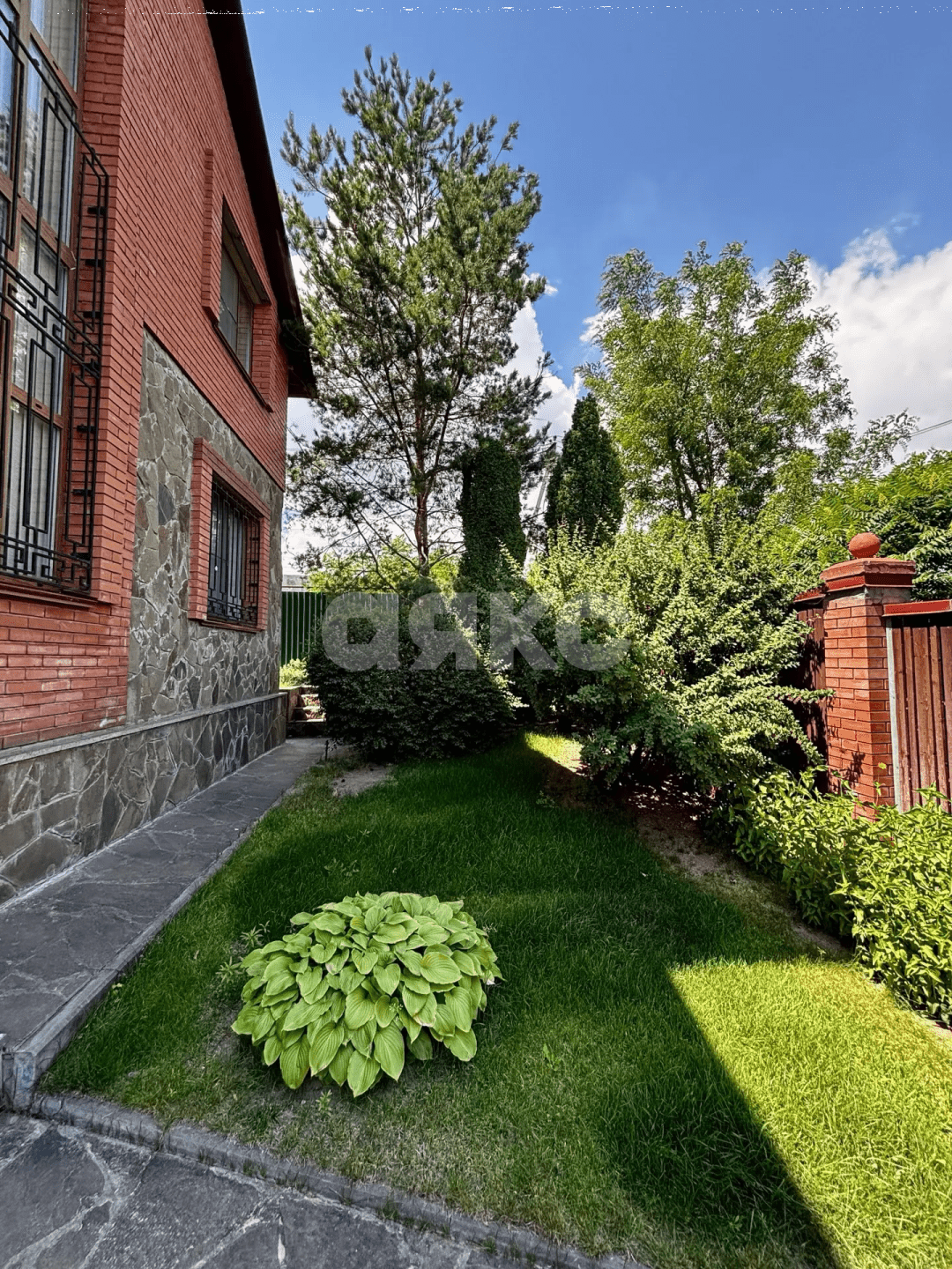 Фото №25: Коттедж <span class="whitespace-nowrap">152 м²</span> <span class="whitespace-nowrap">+ 9 сот.</span>, <span class="whitespace-nowrap">2 эт.</span> - Волгоград, Тракторозаводский, СНТ Дзержинец, Винновский массив, мкр. 108-й квартал