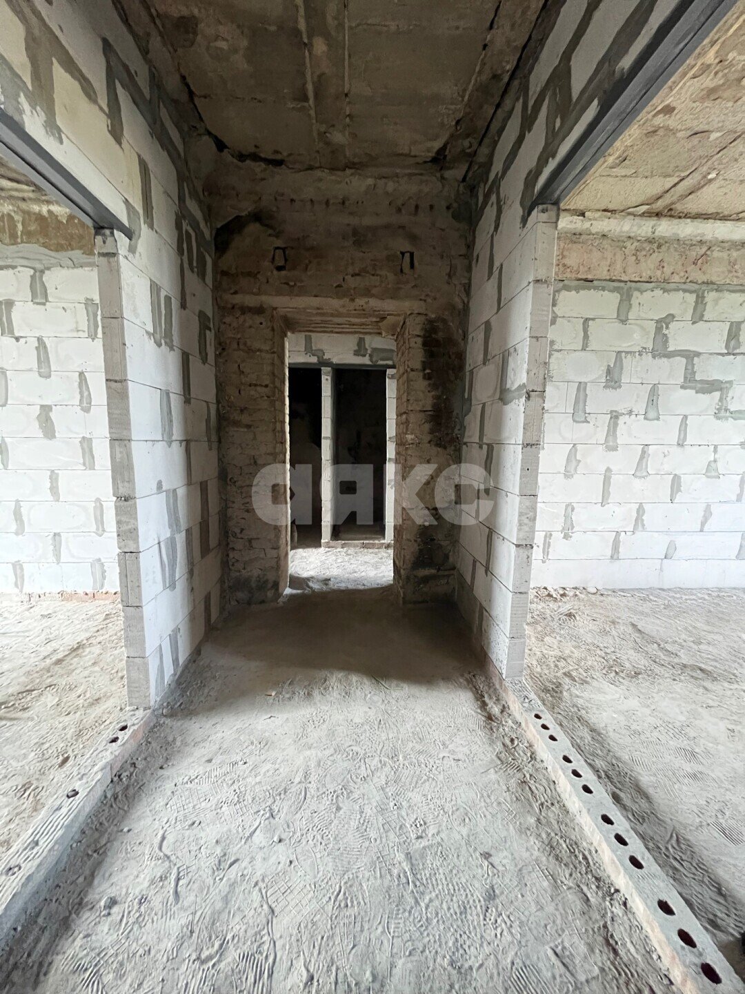 Фото №4: 3-комнатная квартира <span class="whitespace-nowrap">75 м²</span>, <span class="whitespace-nowrap">5/5 эт.</span> - Мариуполь, р. Жовтневый, пр-кт Металлургов, 21