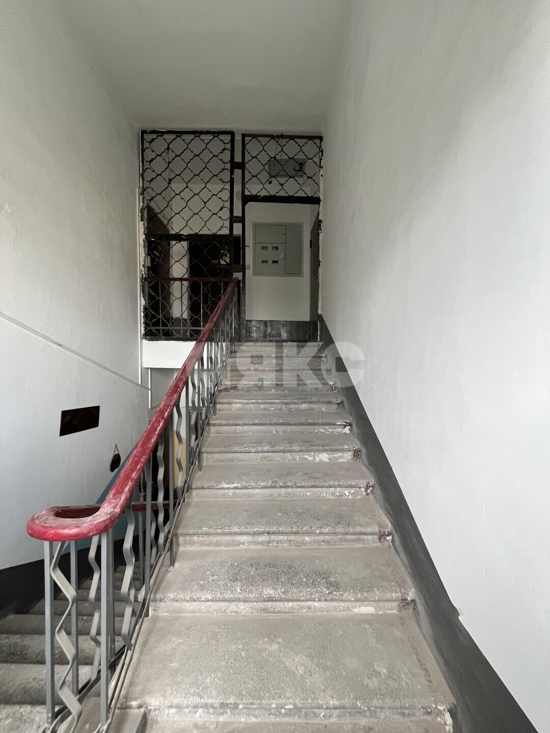 Фото №3: 3-комнатная квартира <span class="whitespace-nowrap">75 м²</span>, <span class="whitespace-nowrap">5/5 эт.</span> - Мариуполь, р. Жовтневый, пр-кт Металлургов, 21