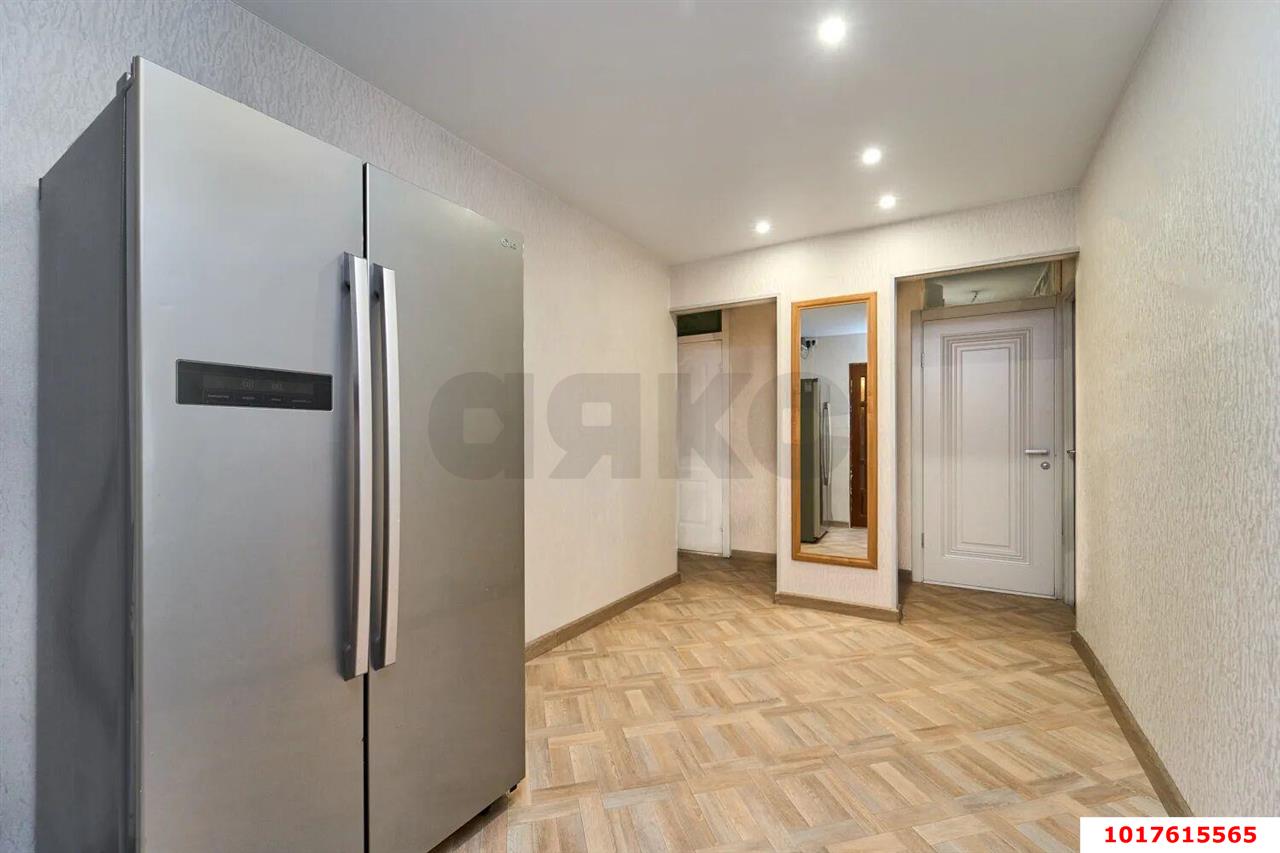 Фото №4: 3-комнатная квартира <span class="whitespace-nowrap">90 м²</span>, <span class="whitespace-nowrap">16/16 эт.</span> - Краснодар, Прикубанский внутригородской округ, мкр. Репино, пр-д Репина, 40