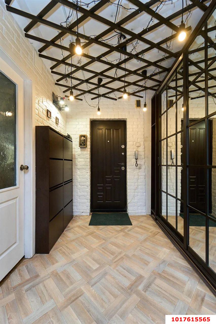 Фото №3: 3-комнатная квартира <span class="whitespace-nowrap">90 м²</span>, <span class="whitespace-nowrap">16/16 эт.</span> - Краснодар, Прикубанский внутригородской округ, мкр. Репино, пр-д Репина, 40