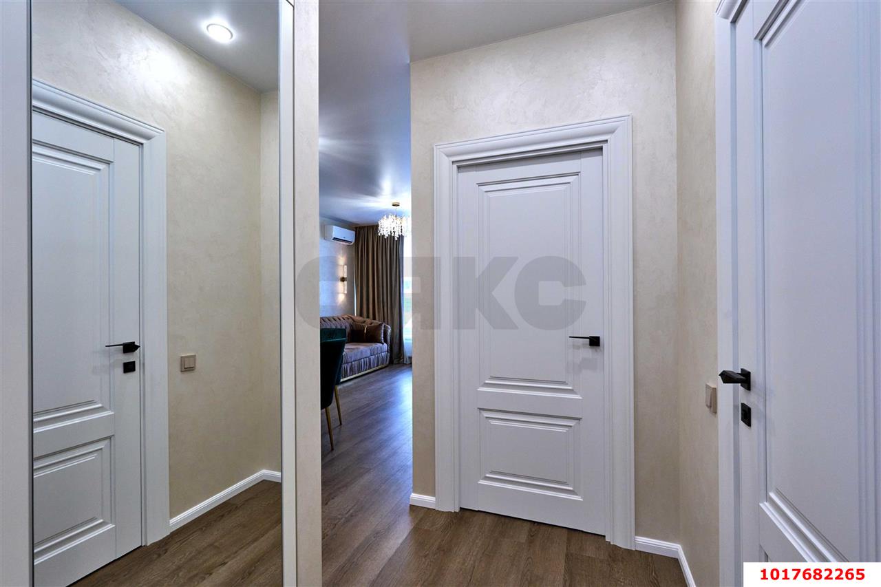 Фото №15: 1-комнатная квартира <span class="whitespace-nowrap">43 м²</span>, <span class="whitespace-nowrap">15/24 эт.</span> - Краснодар, Центральный внутригородской округ, мкр. Черёмушки, ул. Обрывная, 132/1к7