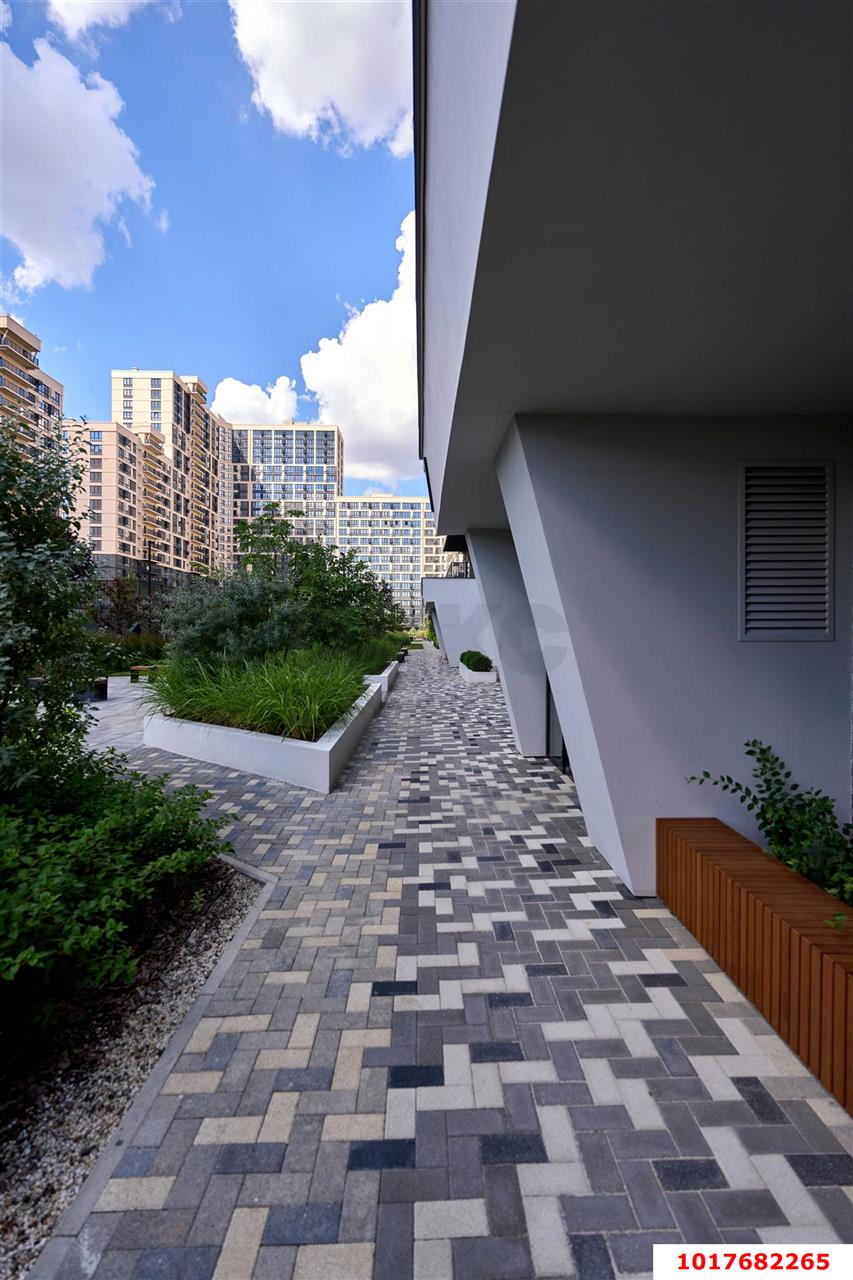 Фото №21: 1-комнатная квартира <span class="whitespace-nowrap">43 м²</span>, <span class="whitespace-nowrap">15/24 эт.</span> - Краснодар, Центральный внутригородской округ, мкр. Черёмушки, ул. Обрывная, 132/1к7