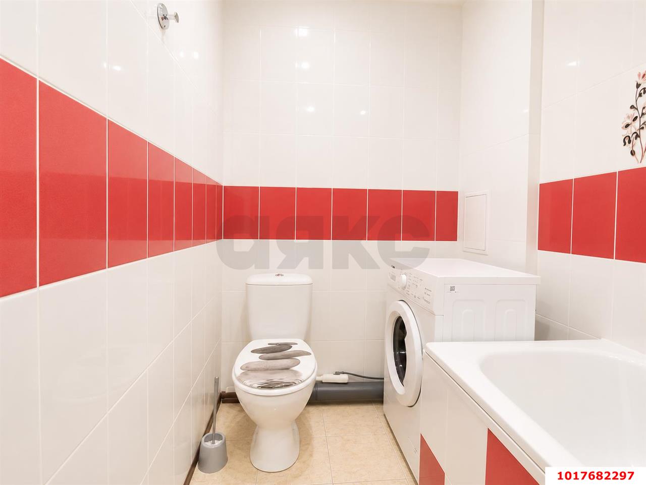 Фото №7: 1-комнатная квартира <span class="whitespace-nowrap">42 м²</span>, <span class="whitespace-nowrap">5/6 эт.</span> - Краснодар, Прикубанский внутригородской округ, мкр. Музыкальный, ул. имени Сергея Есенина, 108/7Б