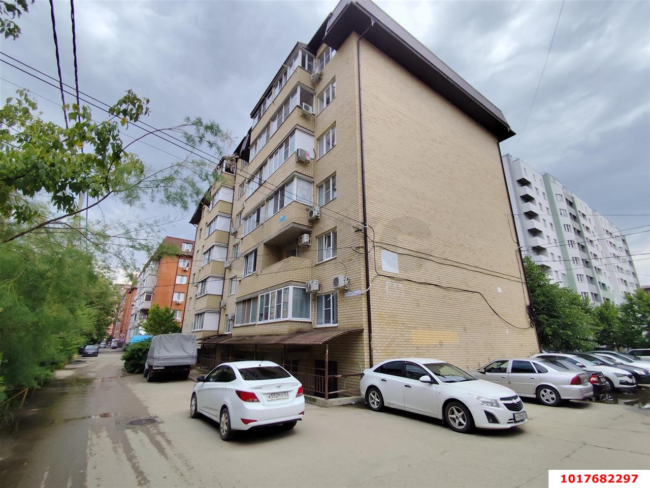 Фото №12: 1-комнатная квартира <span class="whitespace-nowrap">42 м²</span>, <span class="whitespace-nowrap">5/6 эт.</span> - Краснодар, Прикубанский внутригородской округ, мкр. Музыкальный, ул. имени Сергея Есенина, 108/7Б
