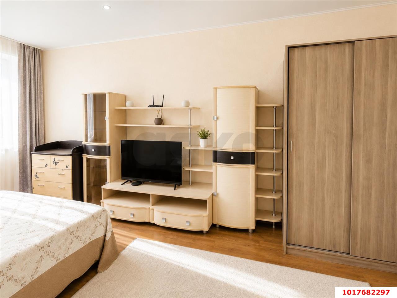 Фото №5: 1-комнатная квартира <span class="whitespace-nowrap">42 м²</span>, <span class="whitespace-nowrap">5/6 эт.</span> - Краснодар, Прикубанский внутригородской округ, мкр. Музыкальный, ул. имени Сергея Есенина, 108/7Б