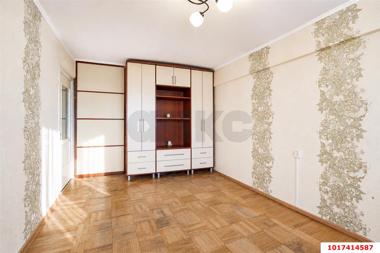 Фото №5: 1-комнатная квартира <span class="whitespace-nowrap">31 м²</span>, <span class="whitespace-nowrap">4/5 эт.</span> - Краснодар, Прикубанский внутригородской округ, мкр. Фестивальный, ул. Атарбекова, 27