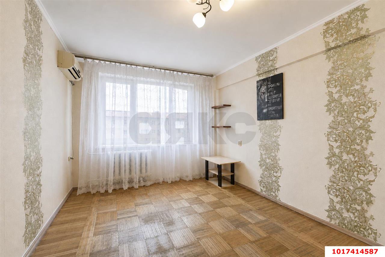Фото №4: 1-комнатная квартира <span class="whitespace-nowrap">31 м²</span>, <span class="whitespace-nowrap">4/5 эт.</span> - Краснодар, Прикубанский внутригородской округ, мкр. Фестивальный, ул. Атарбекова, 27