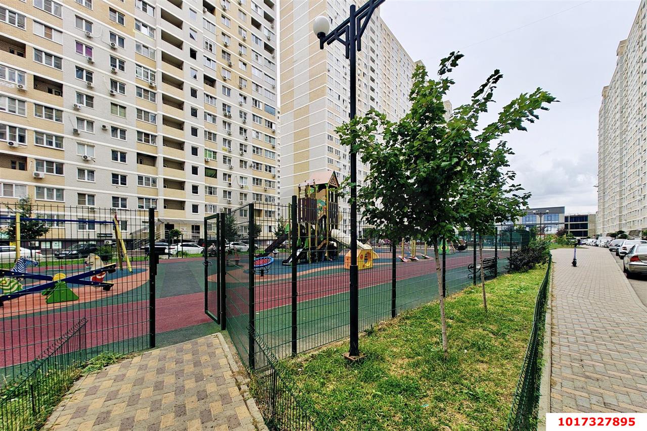 Фото №1: 2-комнатная квартира <span class="whitespace-nowrap">54 м²</span>, <span class="whitespace-nowrap">1/16 эт.</span> - Краснодар, Прикубанский внутригородской округ, ЖК Славянка, мкр. Славянский, ул. Заполярная, 39к6