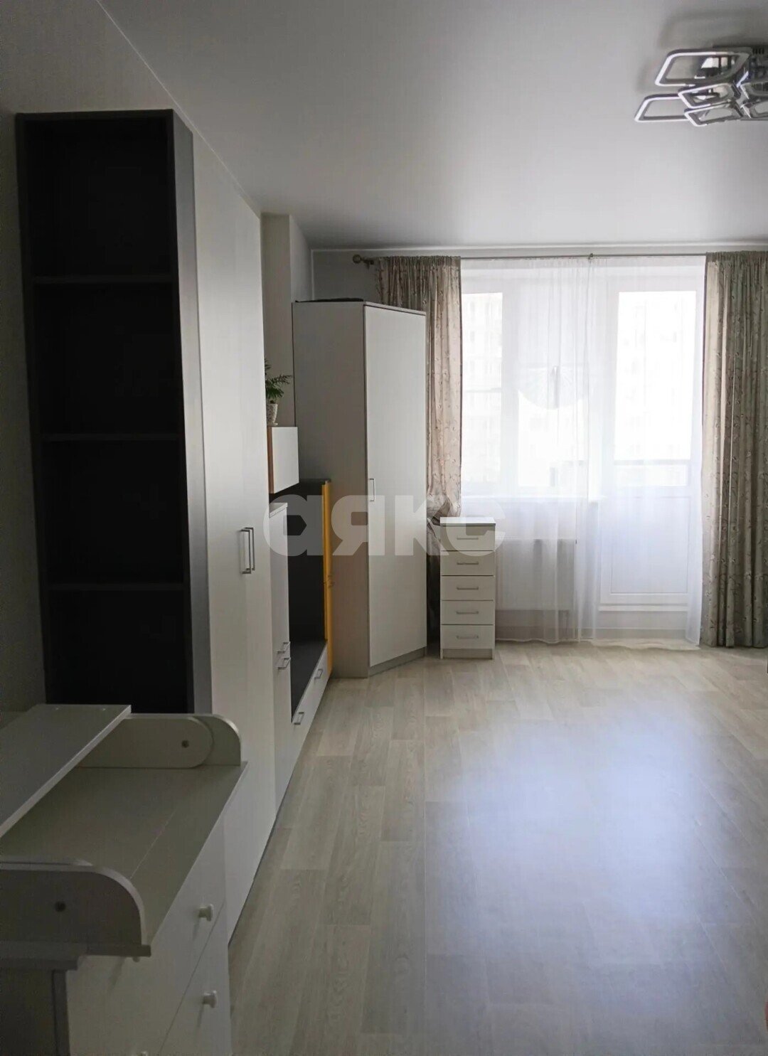 Фото №5: Студия <span class="whitespace-nowrap">32 м²</span>, <span class="whitespace-nowrap">5/21 эт.</span> - Волгоград, р. Центральный, ул. Пархоменко, 8А