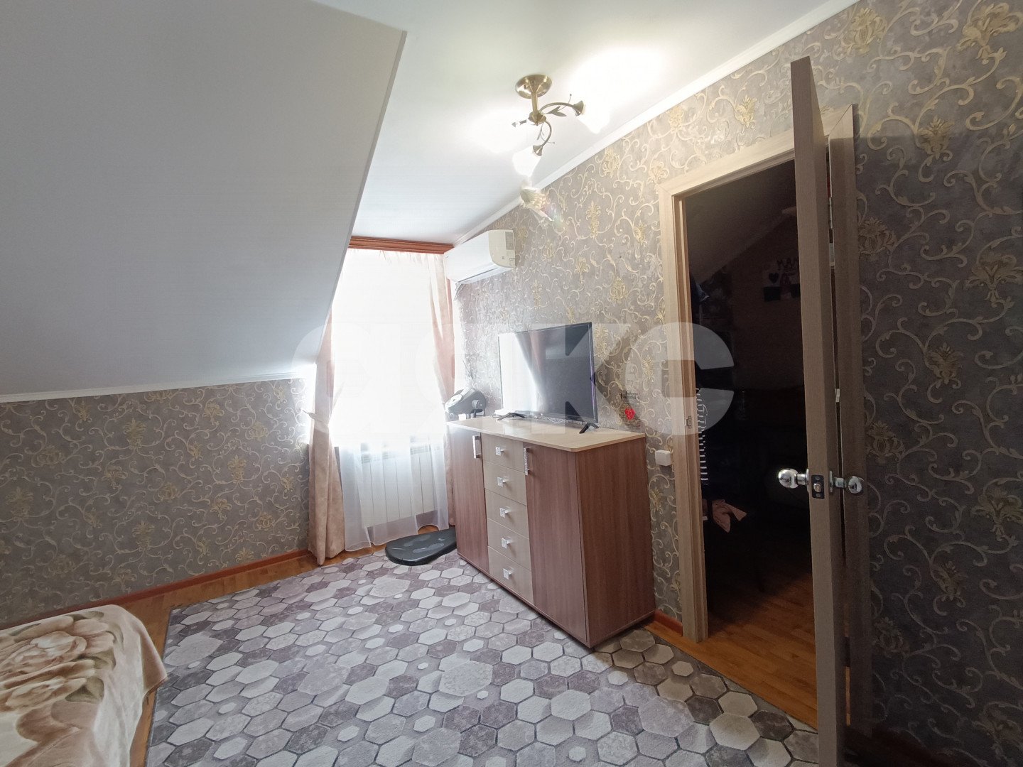 Фото №9: 4-комнатная квартира <span class="whitespace-nowrap">115 м²</span>, <span class="whitespace-nowrap">3/4 эт.</span> - Цибанобалка, ул. Садовая, 41Б