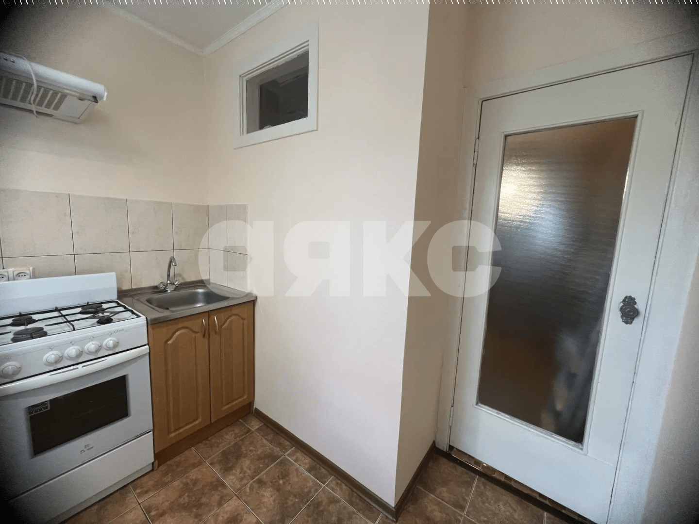 Фото №10: 2-комнатная квартира <span class="whitespace-nowrap">44 м²</span>, <span class="whitespace-nowrap">1/5 эт.</span> - Волгоград, Кировский, мкр. Развилка, ул. Кирова, 109А
