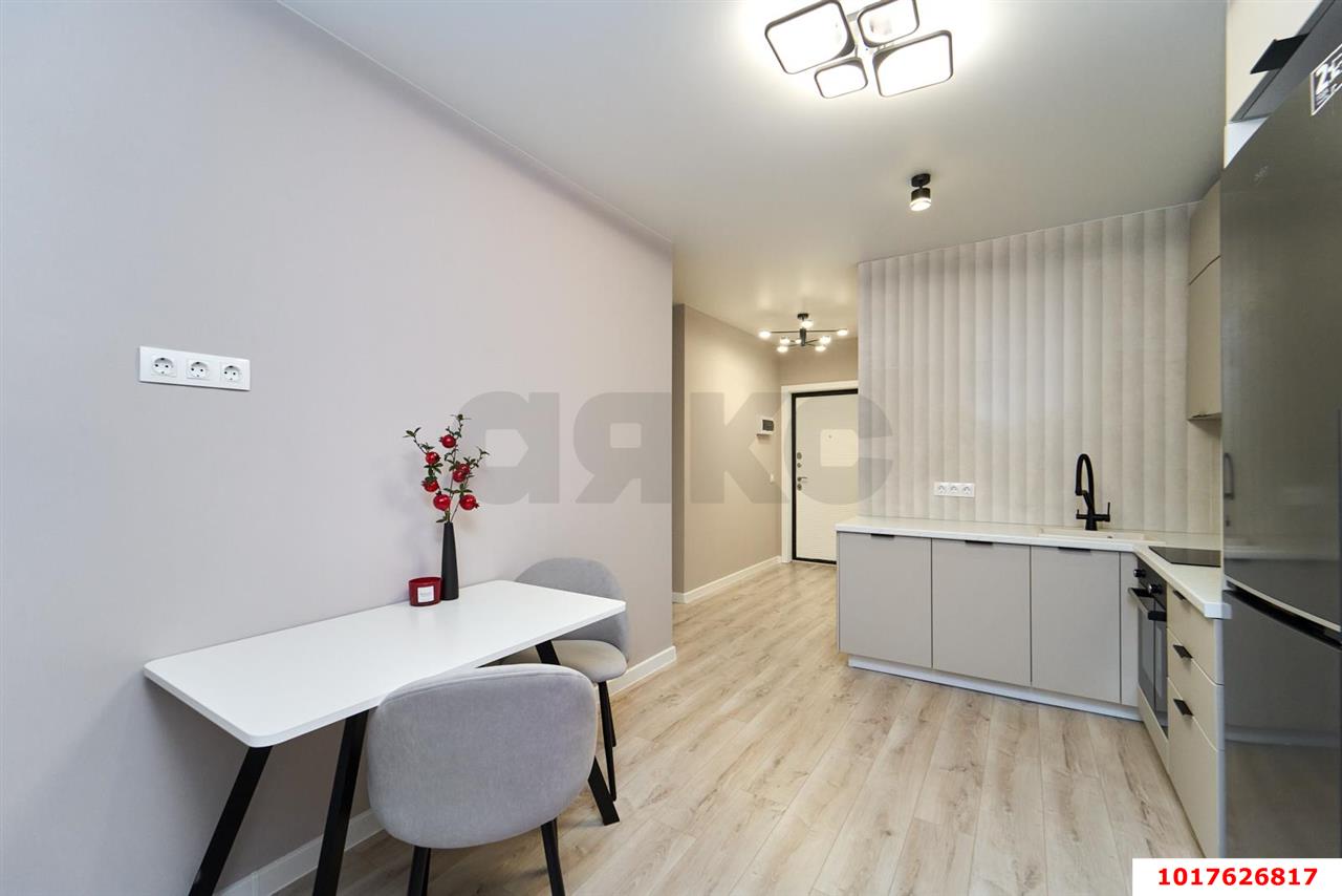 Фото №3: 1-комнатная квартира <span class="whitespace-nowrap">41 м²</span>, <span class="whitespace-nowrap">1/23 эт.</span> - Краснодар, Западный внутригородской округ, мкр. ЖК Краснодар Сити, ул. Шоссе Нефтяников, 18к7