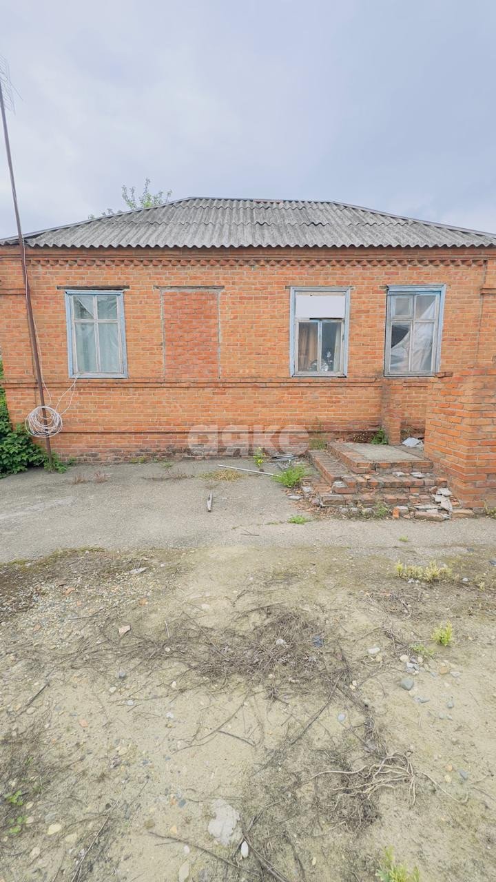 Фото №8: Дом <span class="whitespace-nowrap">51 м²</span> <span class="whitespace-nowrap">+ 10.2 сот.</span>, <span class="whitespace-nowrap">1 эт.</span> - Кореновск, мкр. 1-й квартал, ул. Карла Маркса, 337