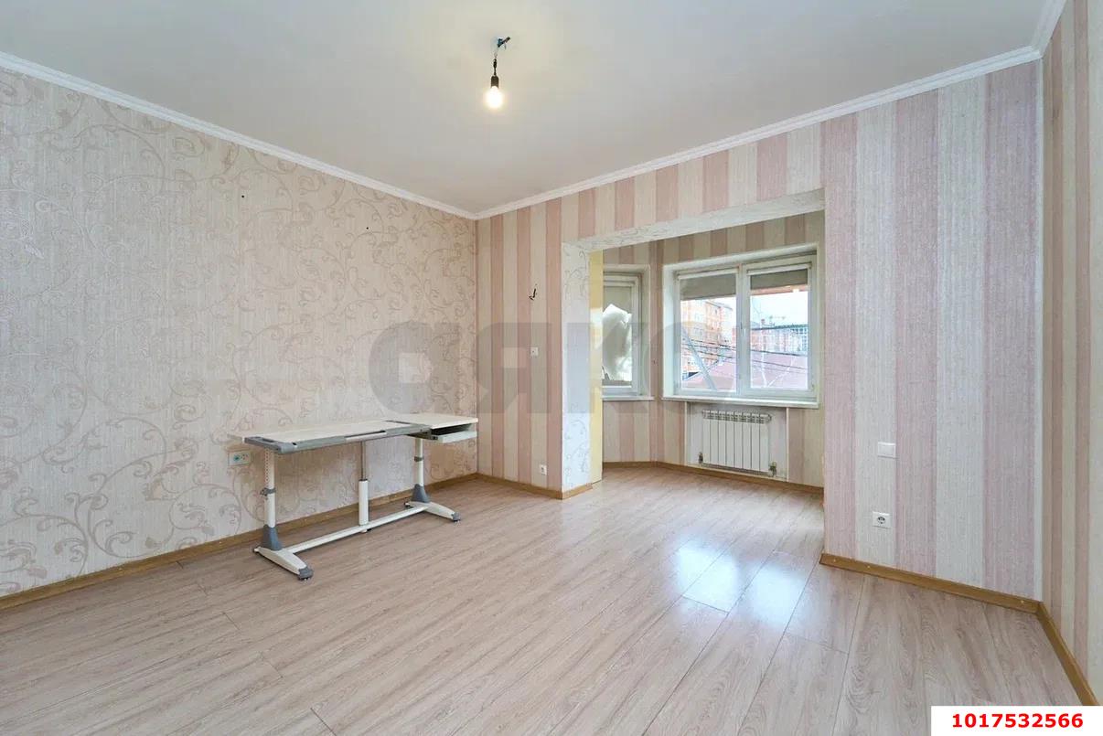 Фото №10: 3-комнатная квартира <span class="whitespace-nowrap">104 м²</span>, <span class="whitespace-nowrap">2/9 эт.</span> - Яблоновский, ул. Космическая, 94к2