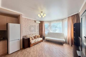 Фото №1: 1-комнатная квартира <span class="whitespace-nowrap">44 м²</span>, <span class="whitespace-nowrap">6/16 эт.</span> - Краснодар, мкр. ЖК Аврора, ул. Гаражная, 67