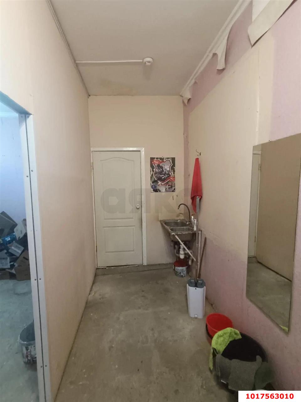 Фото №10: Торговое помещение <span class="whitespace-nowrap">100 м²</span>, <span class="whitespace-nowrap">1/1 эт.</span> - Краснодар, Прикубанский внутригородской округ, мкр. 2-я Площадка, ул. им. Ушакова, 2/1